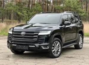 Rent a car in Karachi for Northern Areas