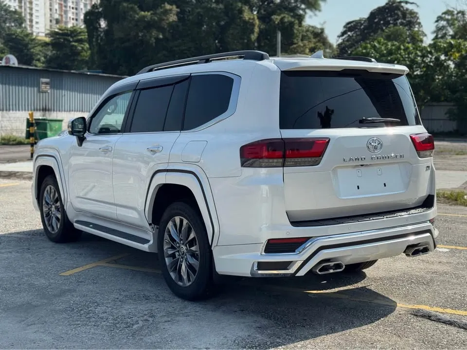 Luxury Car Rental Clifton & DHA Karachi