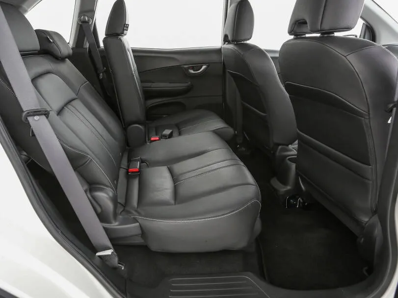 Rent a Car in Karachi from ABROAD